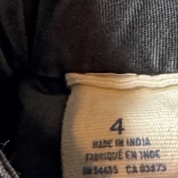 American Eagle Outfitters Dark Gray Women's Cargo Shorts - Picture 4 of 4